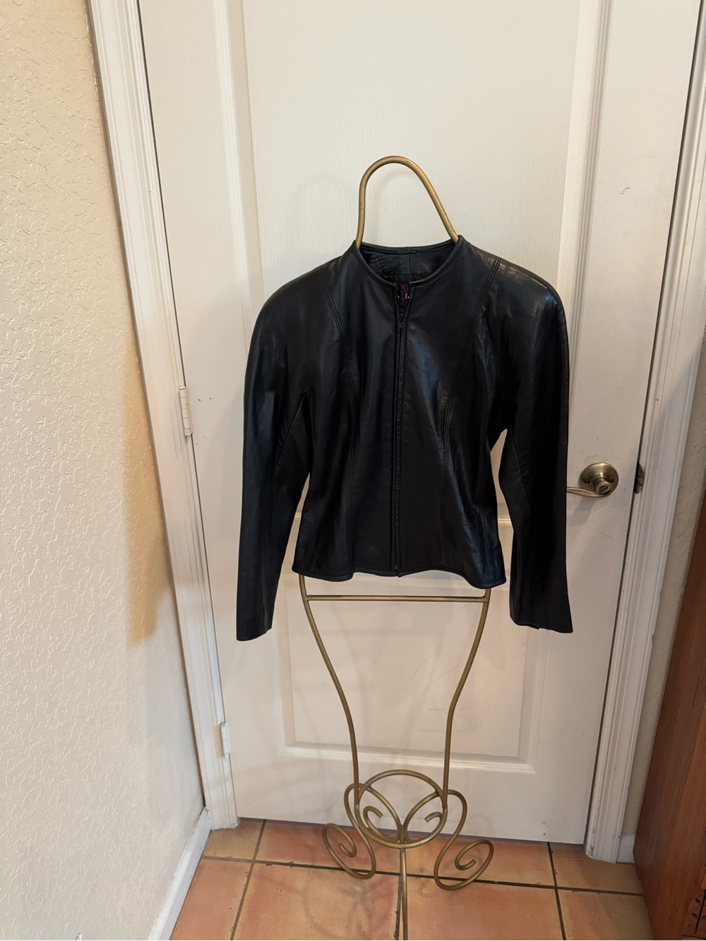Anne Klein Y2K Classic Black Leather Zip-Front Jacket